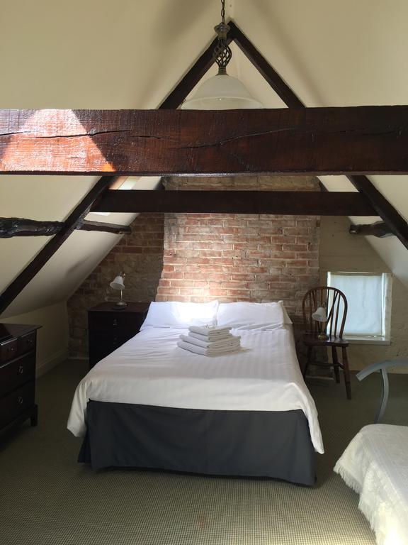 The Crown Hotel Mundford Zewnętrze zdjęcie