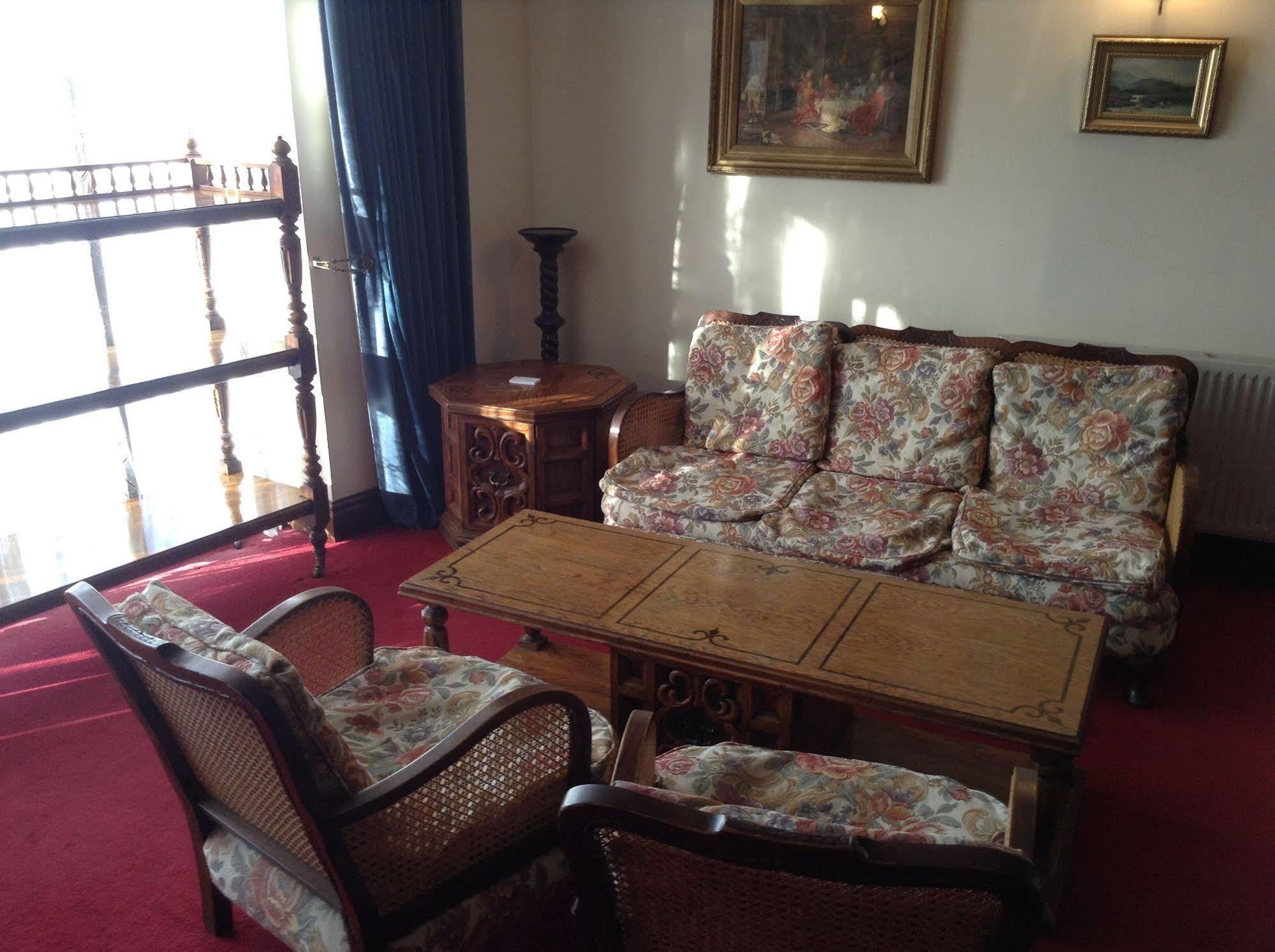 The Crown Hotel Mundford Zewnętrze zdjęcie