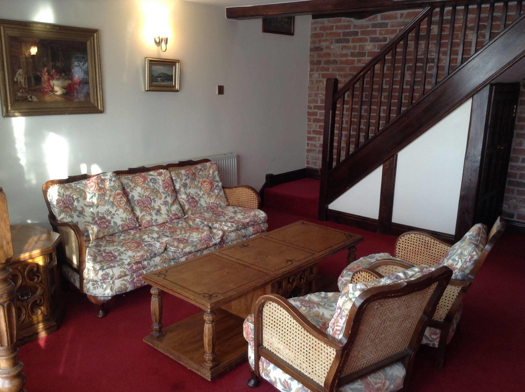 The Crown Hotel Mundford Zewnętrze zdjęcie