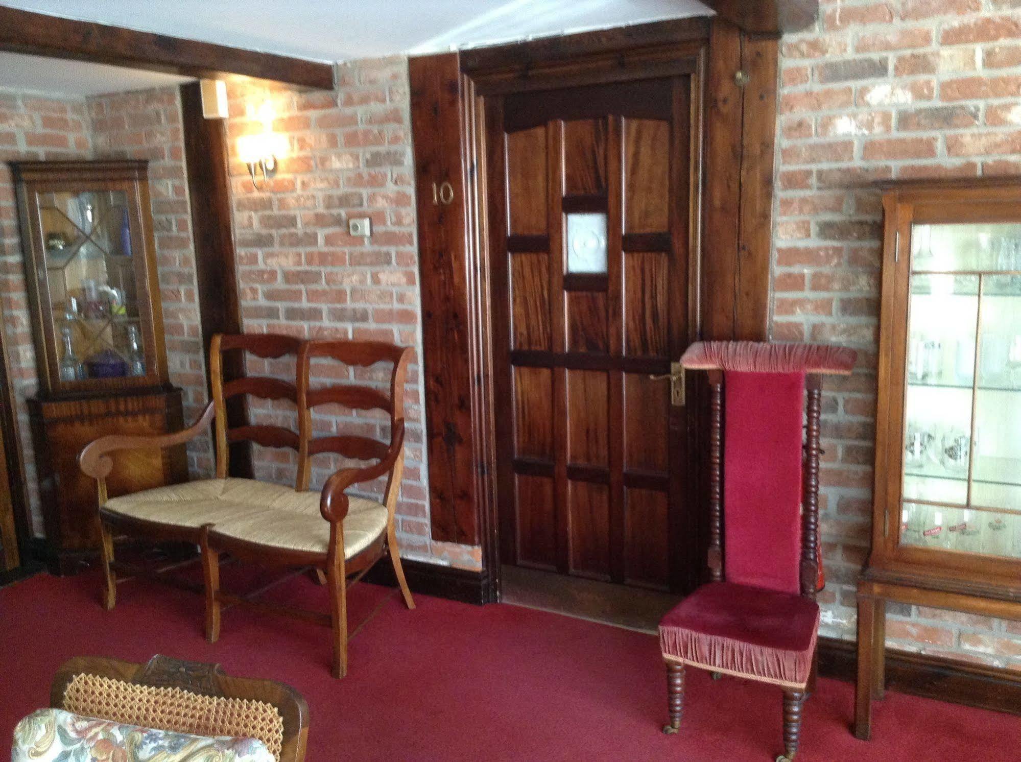 The Crown Hotel Mundford Zewnętrze zdjęcie